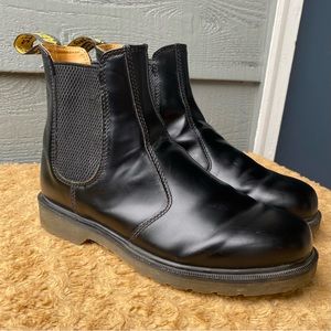 Dr. Martens Chelsea boots